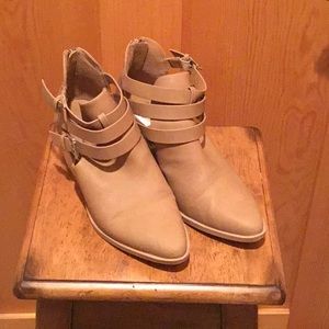 Dolce Vita Ombree Ankle Boots